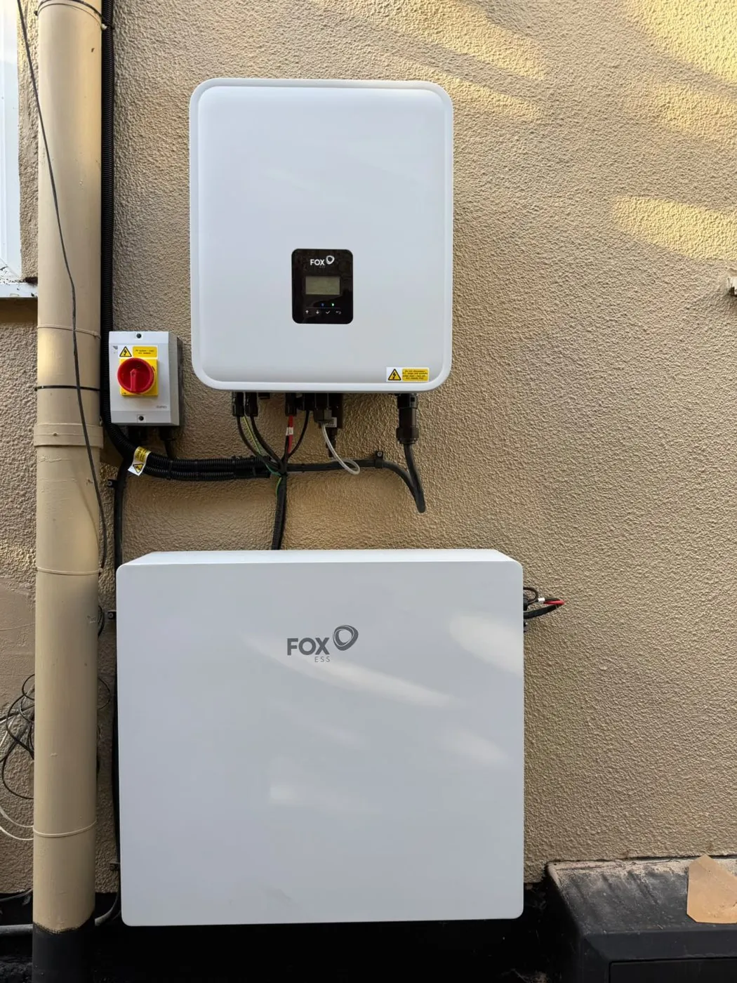 Fox ESS inverter and EP12 battery