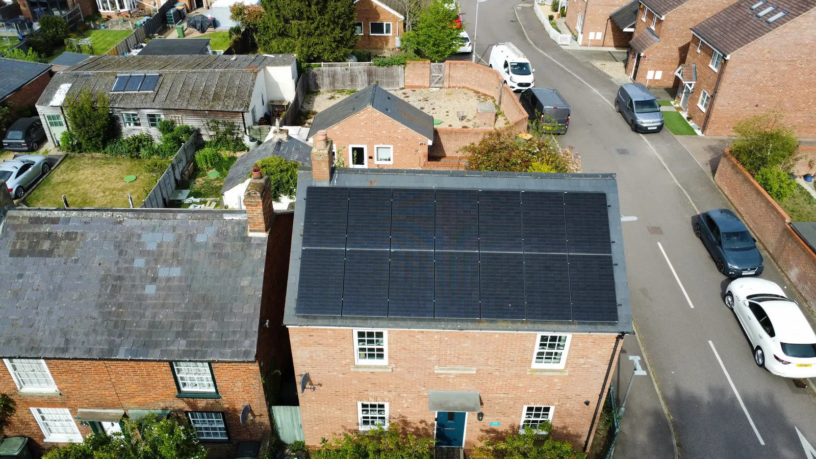 14 all-black solar panels on a detached home near Leighton Buzzard